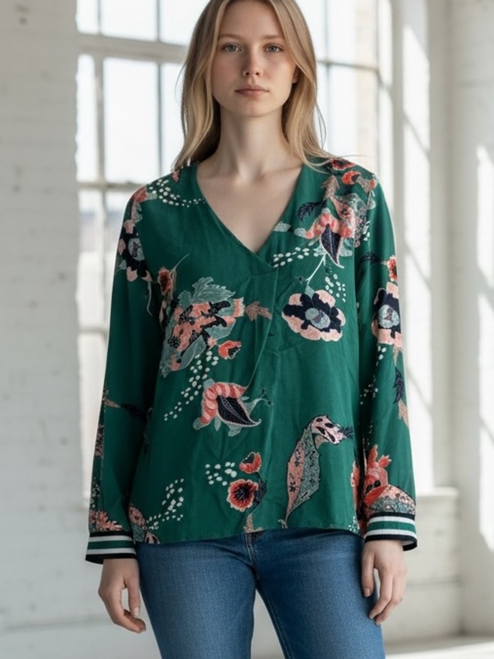 Floral V-Neck Green Blouse part two Copenhagen brand